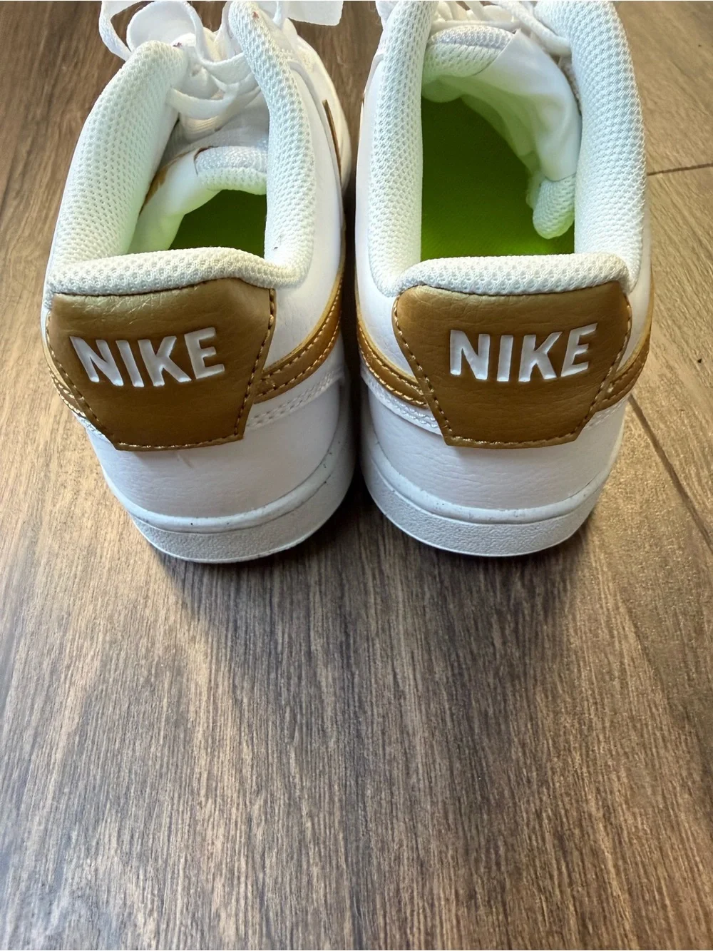 Nike youth low
